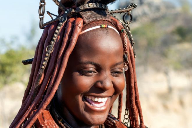 納米比亞紅沙漠‧維多利亞瀑布13日_最厲害的黃金動線！跟我們這樣玩_瀑布、沙漠、海洋、紅人部落