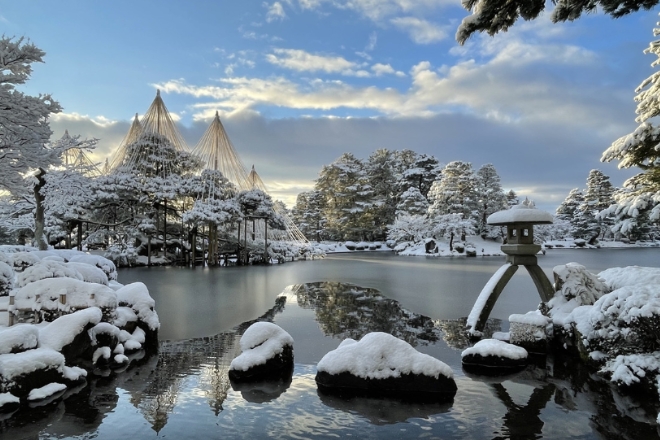 凜冬北陸．湖畔靜語・白川鄉6日_湖畔、古都、合掌村，一次看盡北陸精華。_冬意漸濃古都金澤，感受北陸獨有的季節氛圍。