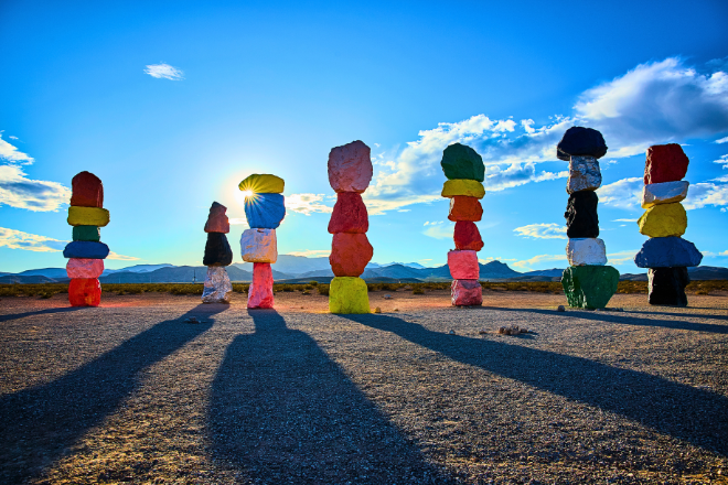 美西星辰之路 8 日（新品）_峽谷日出・羚羊谷・布萊斯峽谷・拉斯維加斯・洛杉磯_搭乘中華航空（鳳凰城進／洛杉磯安大略機場出）