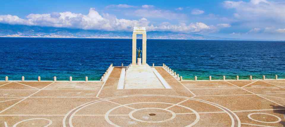 穿越歷史與自然奇觀~南義西西里15日非凡體驗_陶爾米納– 50KM–墨西拿  -渡輪-卡拉布里亞雷焦_第09天