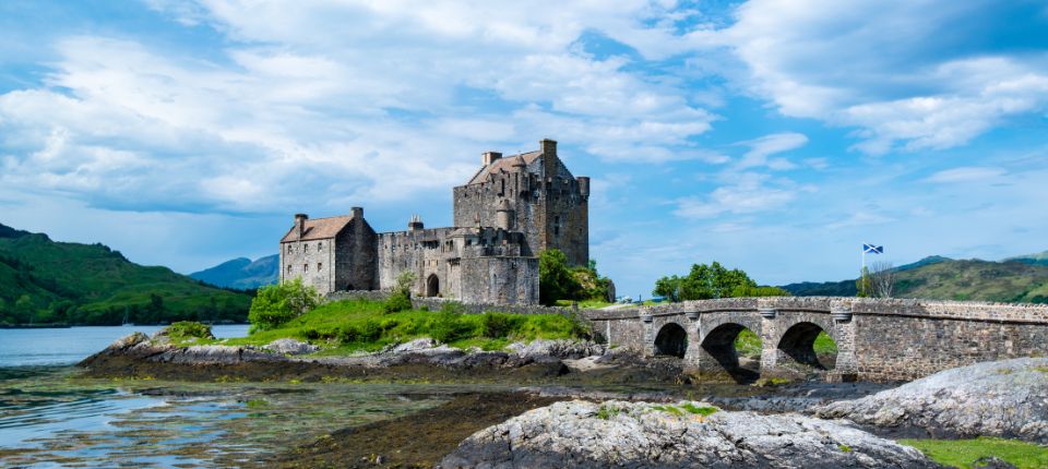 夢幻北大西洋13日蘇格蘭高地法羅群島探索之旅_天空島地區-30km -艾林多南城堡 -28km尼斯湖-厄克特堡-115km 印威內斯_第06天